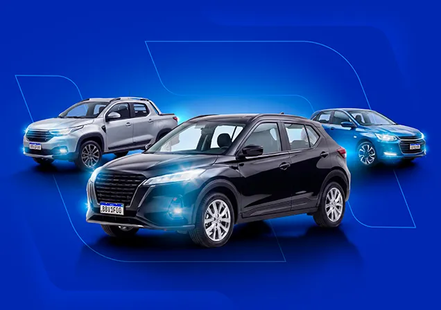 Fundo azul e três modelos de veículos com os faróis acessos, um prata, um preto e outro azul.