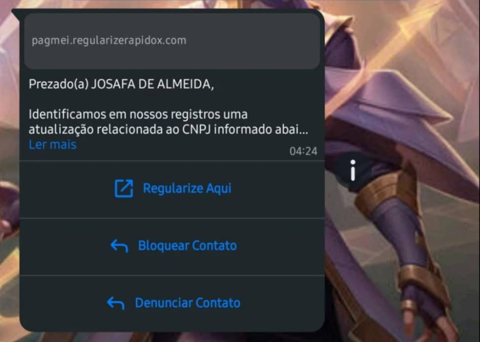 Print de tela do WhatsApp exemplificando o golpe da pendência no CNPJ, uma variação comum dos golpes de sazonalidade. A imagem mostra uma mensagem fraudulenta que utiliza links de phishing para induzir o usuário a realizar pagamentos falsos de regularização cadastral.
