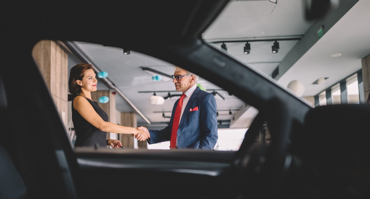 Escolha um local seguro para vender ou comprar seu carro